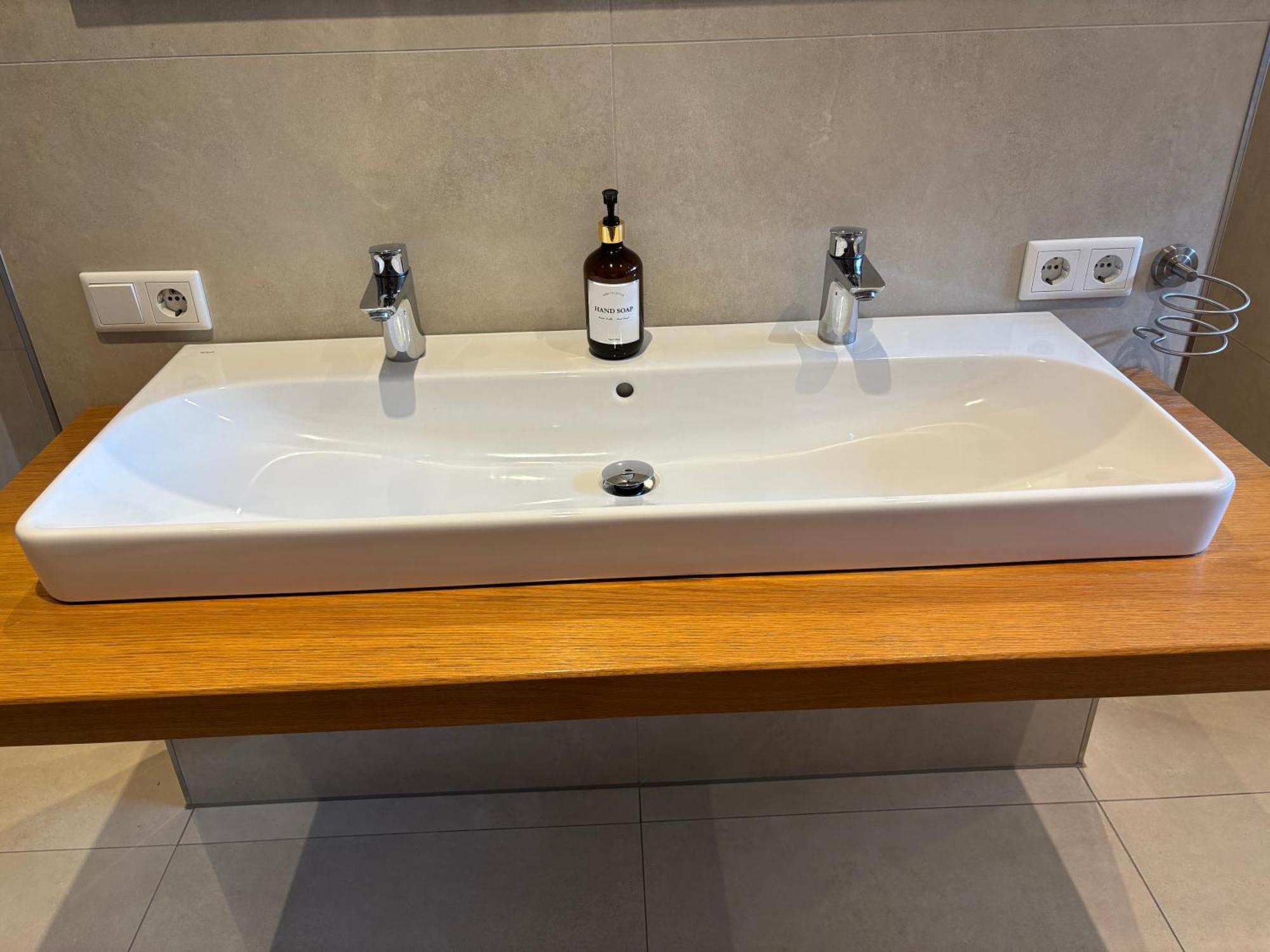 B&S-Apartment 100 Qm Neu Schlangen Екстериор снимка